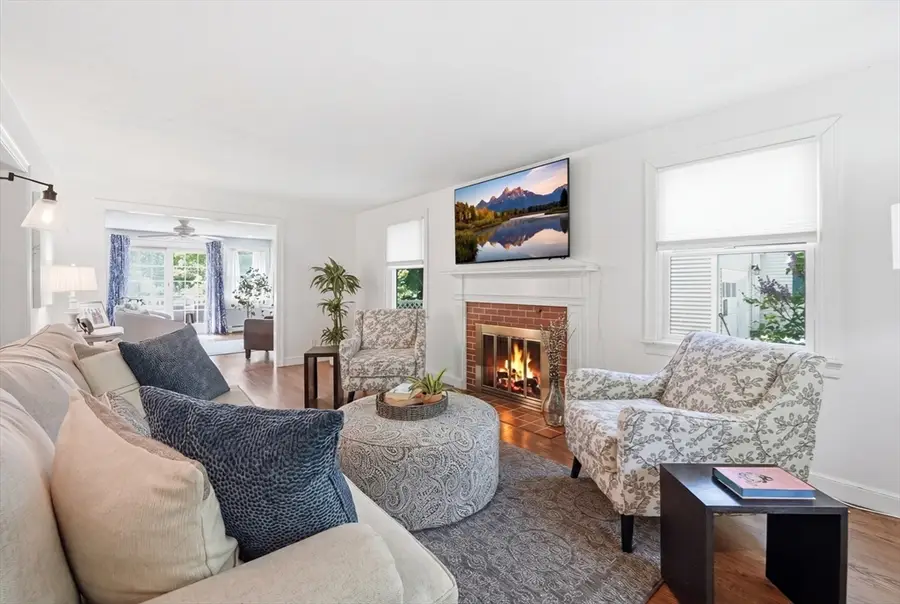 28 Saxon Rd, Worcester, MA 01602 - #3