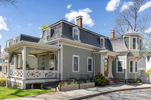 123 Charlesbank Rd. #123, Newton, MA 02458