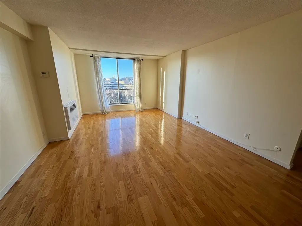 33 Pond Ave #1014, Brookline, MA 02445 - #1