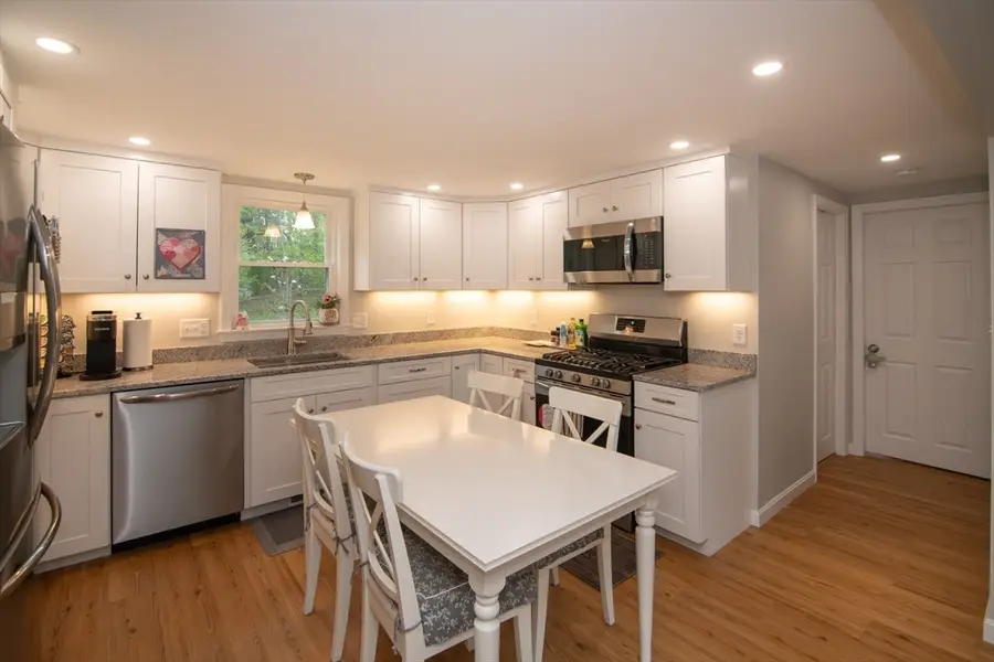 29 Anderson, Stoughton, MA 02072 - #3
