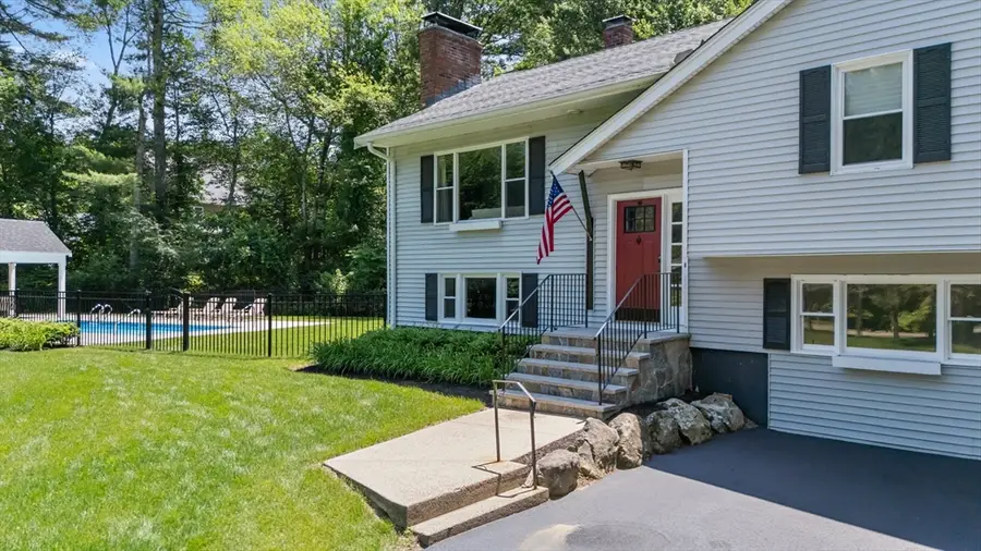 16 Day St, Norfolk, MA 02056 - #2