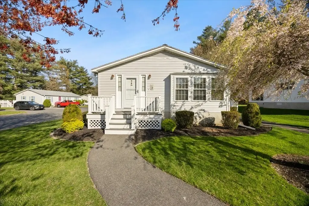 2 Ridgewood Circle, Bridgewater, MA 02324 - #1