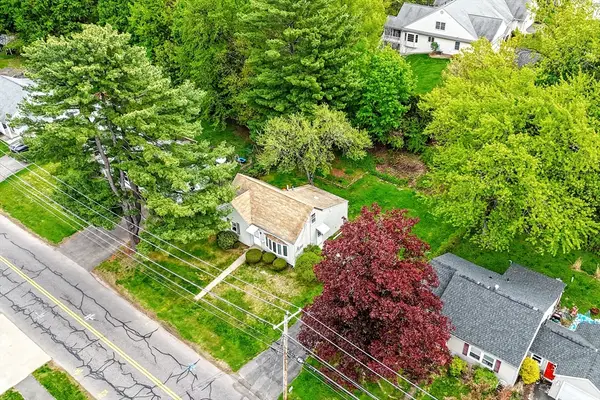 14 Hillside Avenue, South Hadley, MA 01075