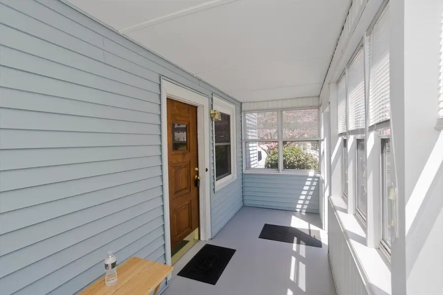 582 Broadway St, Chicopee, MA 01020 - #3