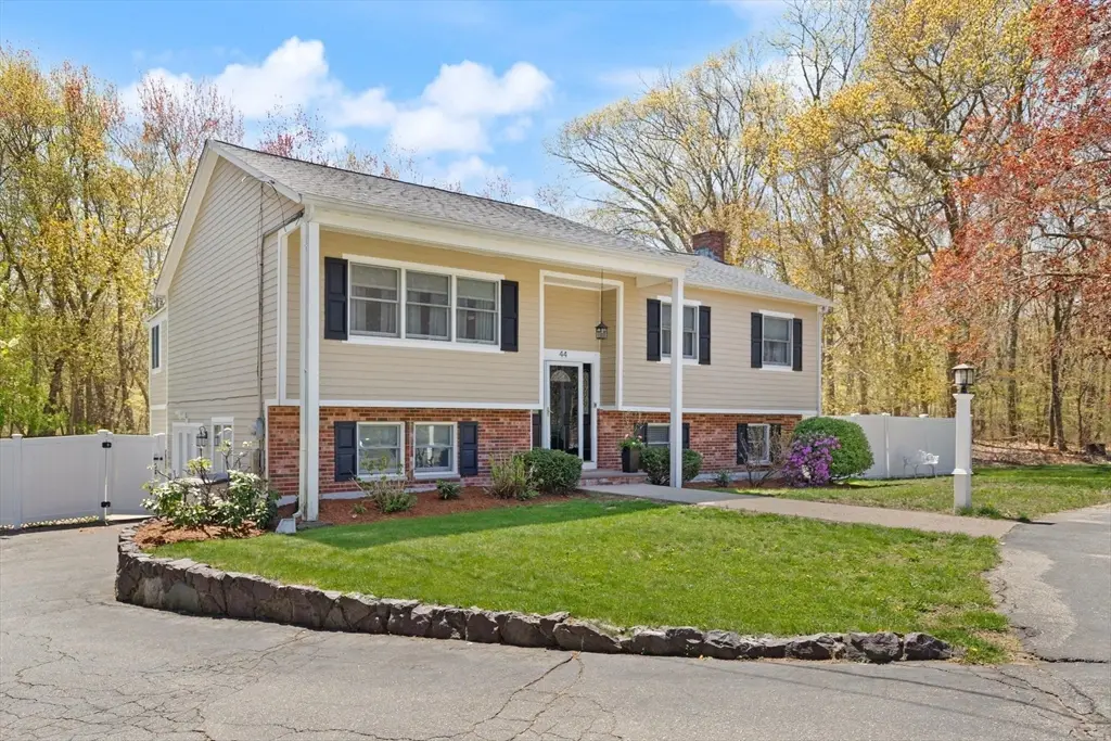 44 Pitman Drive, Reading, MA 01867 - #1