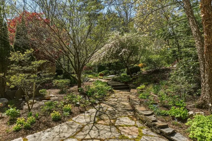 650 N Farms Rd, Northampton, MA 01062 - #3
