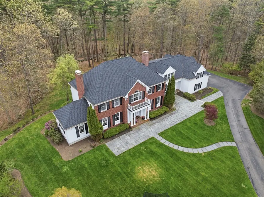 8 Charles Davis Dr, Wenham, MA 01984 - #3