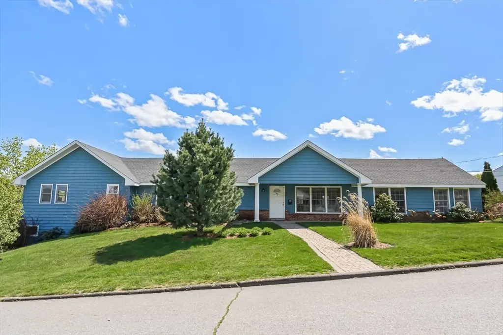 3 Theresa Road, Stoneham, MA 02180 - #1