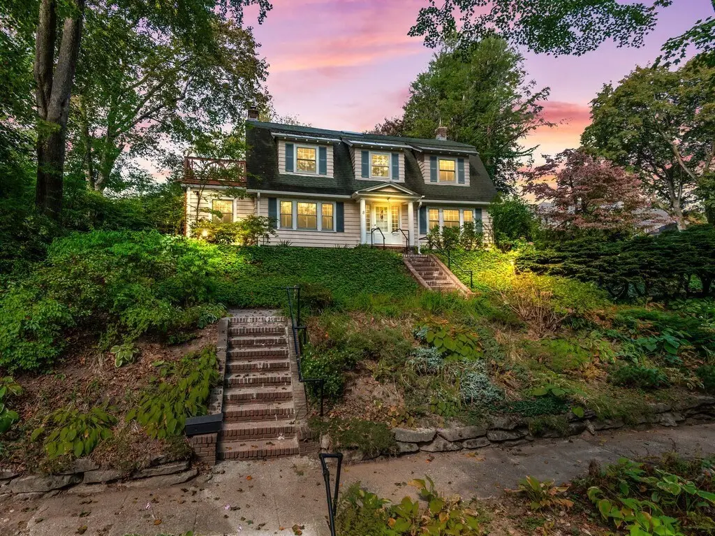 8 Montvale, Worcester, MA 01609 - #1