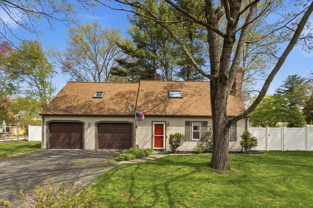 19 Mockingbird Ln, Maynard, MA 01754 - #1