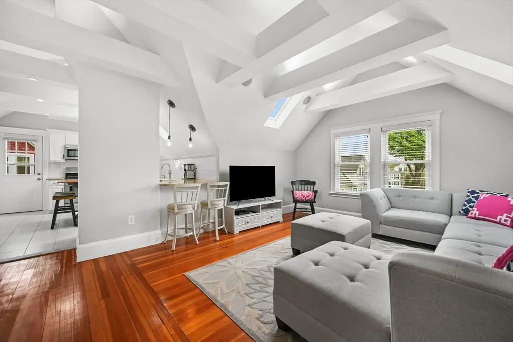 15 Haslet St #3, Roslindale, MA 02131 - #1