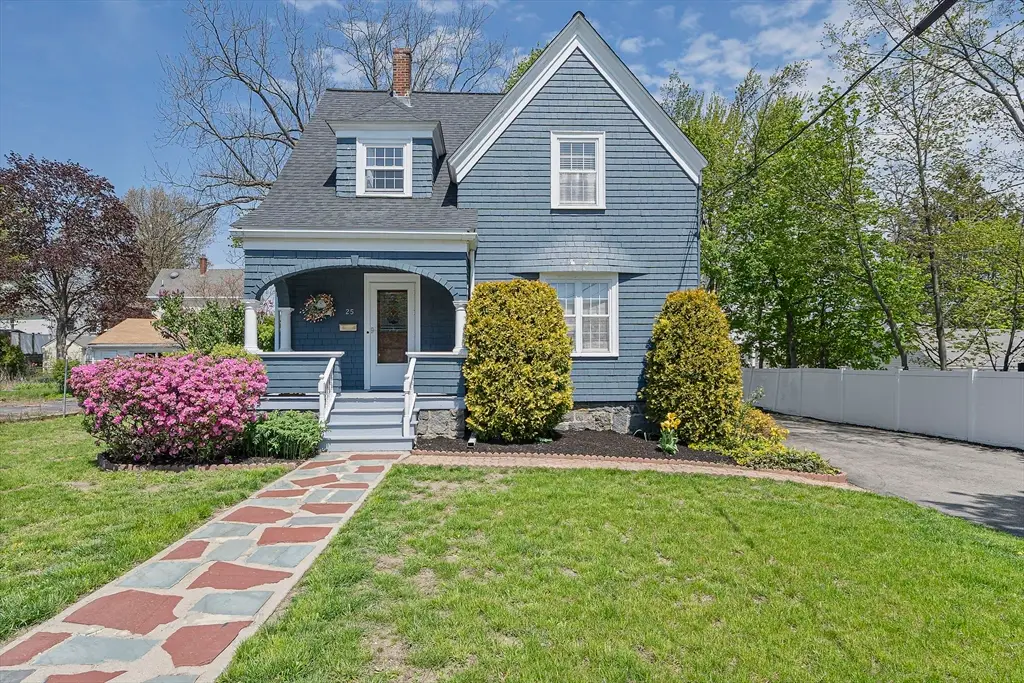 25 Hobart Ave, Braintree, MA 02184 - #1