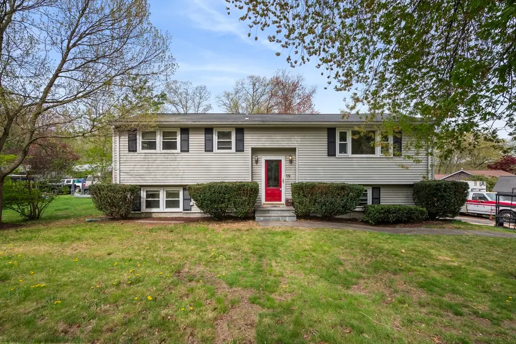 19 Macintosh Ave, Marlborough, MA 01752 - #1