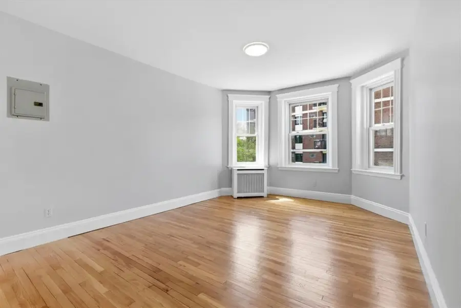 77 Parkman Street #4, Brookline, MA 02446 - #3