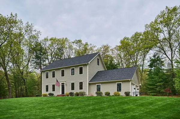 246 Hadley St, South Hadley, MA 01075