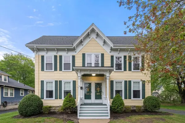 92-94 Stanton St, Rockland, MA 02370