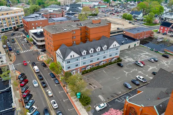 40 Park St #4, Attleboro, MA 02703
