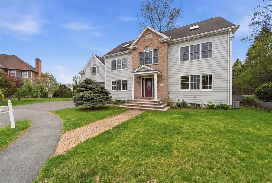 131 Range Heights Rd, Lynn, MA 01904 - #3