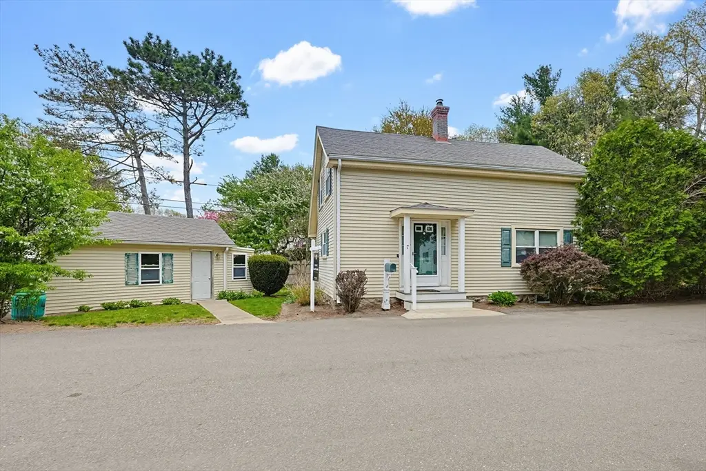 7 Lilac Court, Walpole, MA 02081 - #1