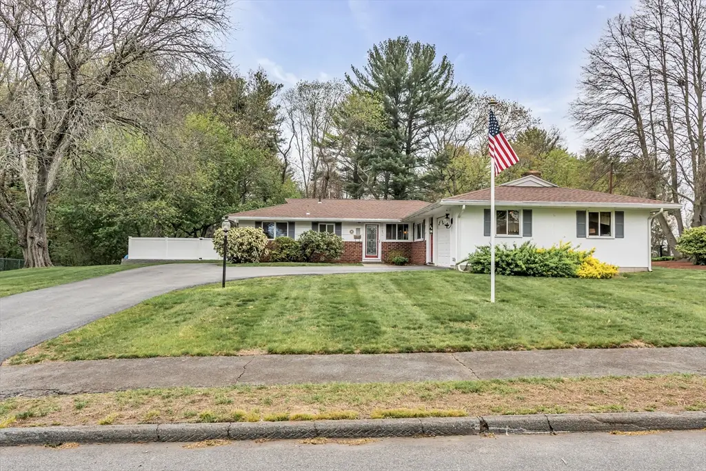 26 Reservoir Dr, Danvers, MA 01923 - #1