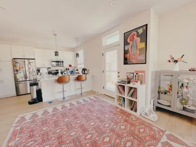 1246 Broadway #3, Somerville, MA 02144 - #3