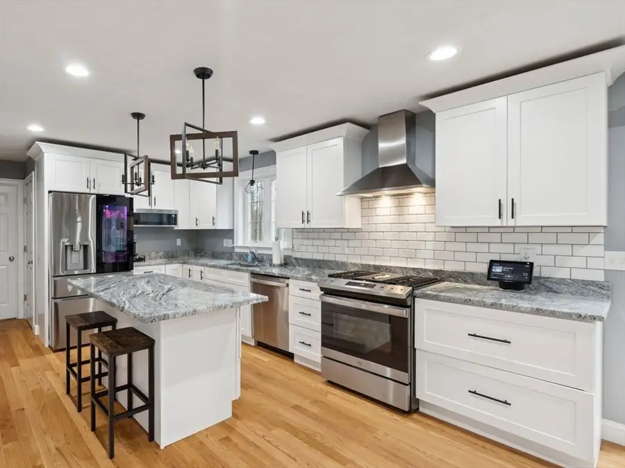 97 Glenwood Pl Ext, Rutland, MA 01543 - #3