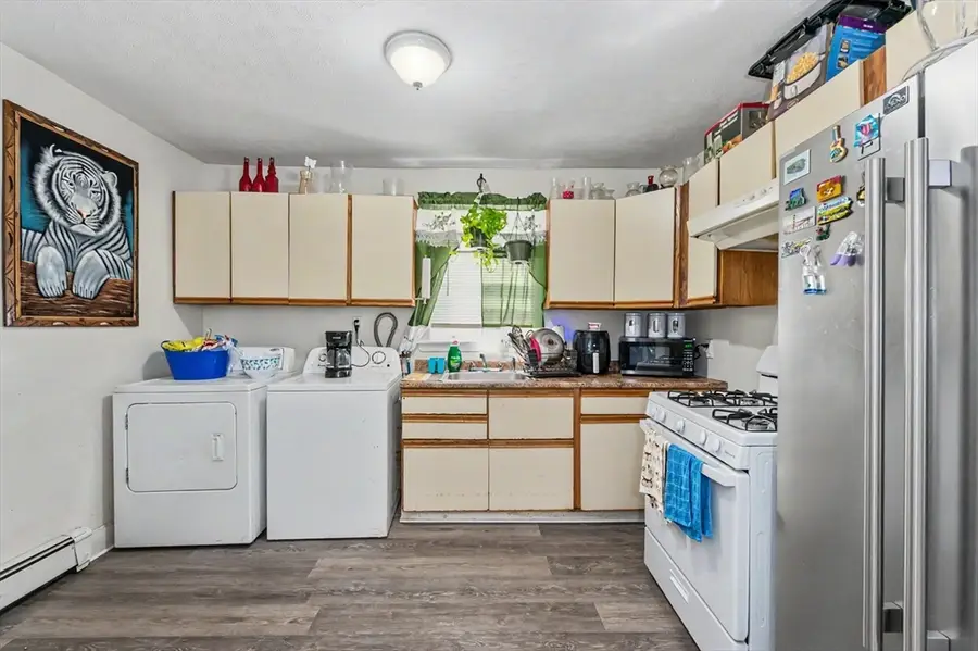 18 Pleasant St, Lowell, MA 01852 - #3