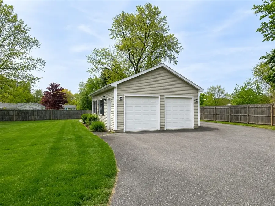 849 Amostown Road, West Springfield, MA 01089 - #3