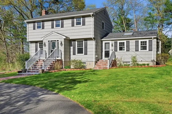3 Fairway Dr, Canton, MA 02021