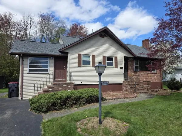 72 Kurland Ave, Brockton, MA 02301