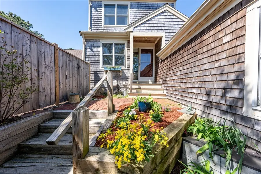42 Oak Glen #42, Yarmouth Port, MA 02675 - #2