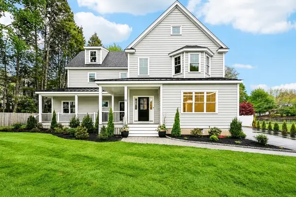 13 Parker Rd, Wakefield, MA 01880
