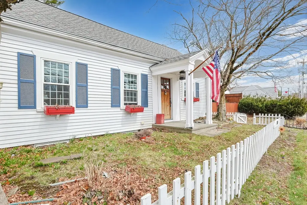 260 State Road, Dartmouth, MA 02747 - #1