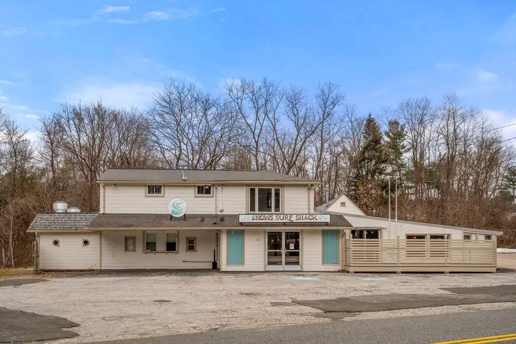 136 Pleasant Street, Ware, MA 01082 - #1