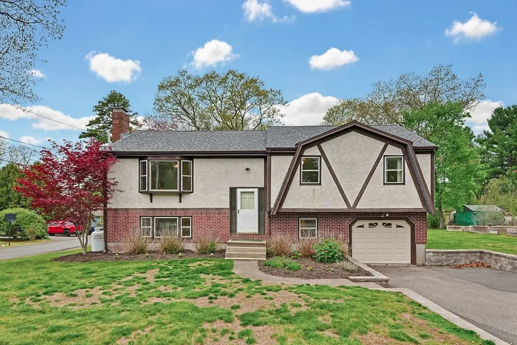 10 Charles River Rd, Medway, MA 02053 - #1