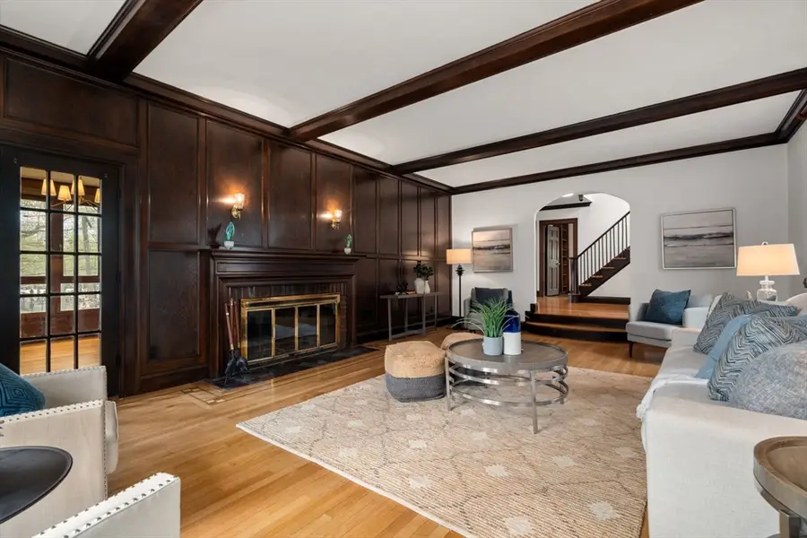 110 Wallis Rd., Chestnut Hill, MA 02467 - #3