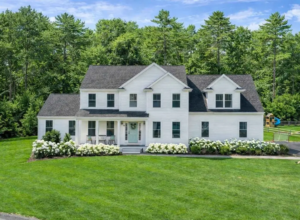 28 Prince Snow Cir, Mattapoisett, MA 02739 - #1