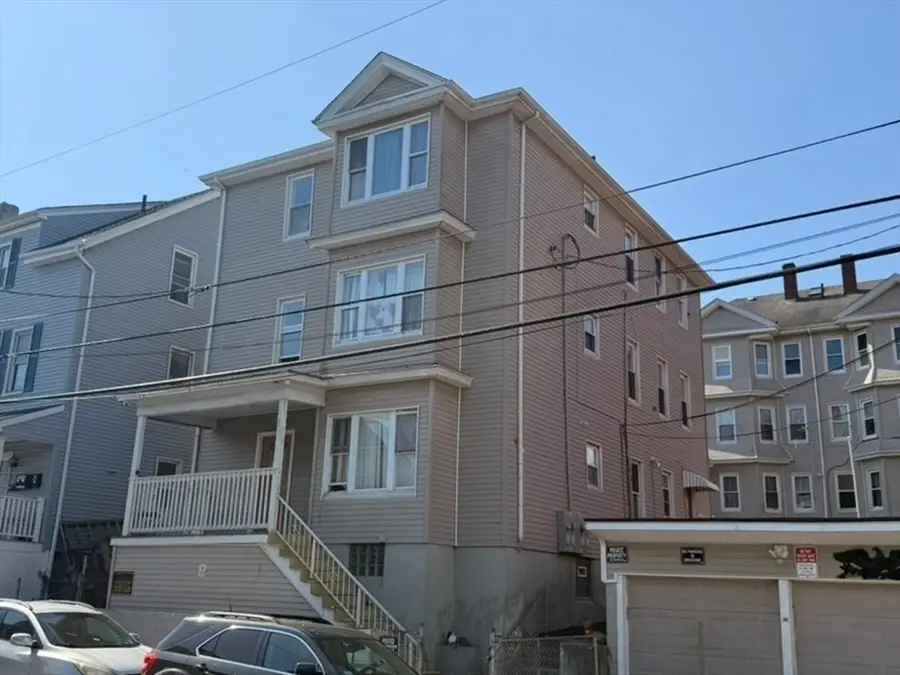 425 Division St, Fall River, MA 02721 - #2