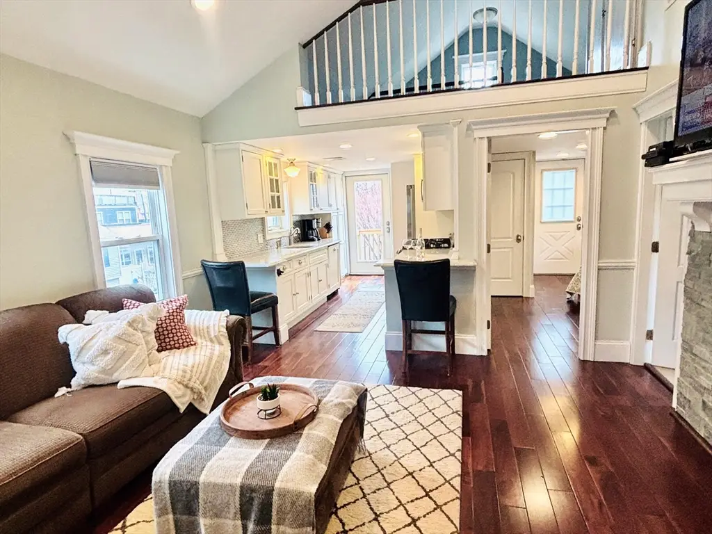 155 W 9th St #2, Boston, MA 02127 - #1