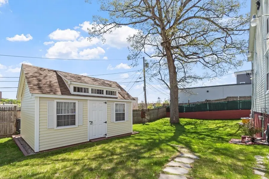 28 Lakewood St, Worcester, MA 01603 - #3