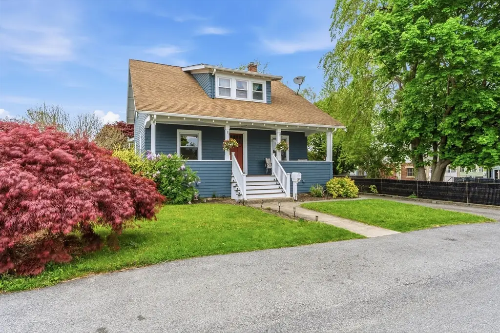 48 Thelma Ave, Somerset, MA 02726 - #1