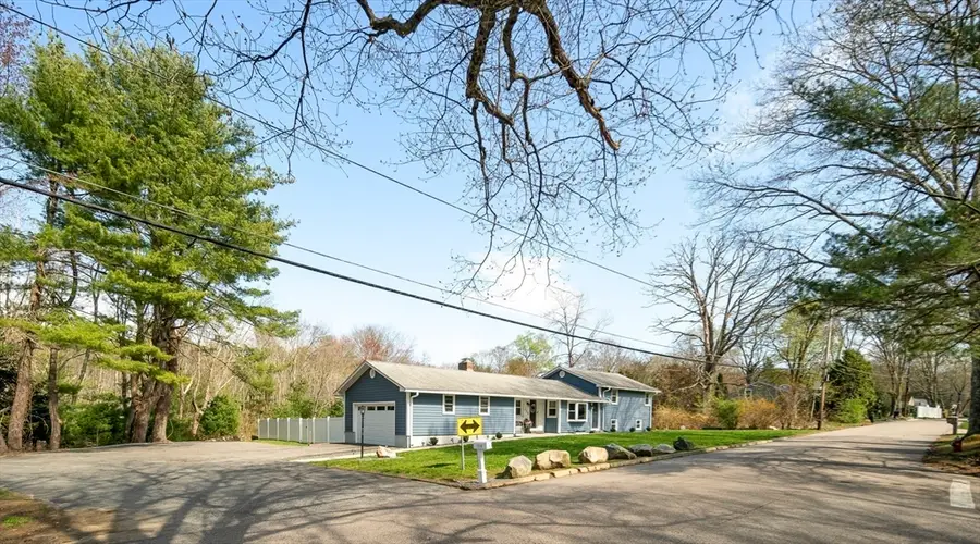 118 North St, Grafton, MA 01519 - #2