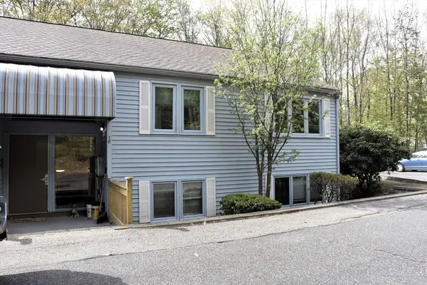 18 Maria Ave #A, Southbridge, MA 01550