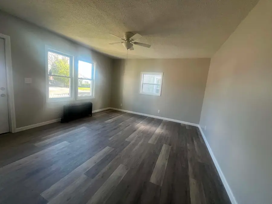 1276 Page Blvd, Springfield, MA 01104 - #3