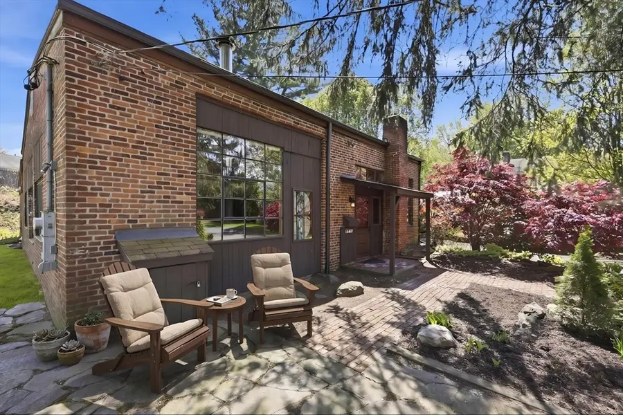 173 Newton St, South Hadley, MA 01075 - #3