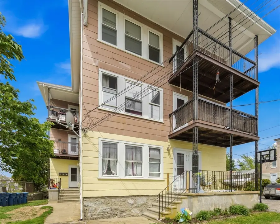 612 Rathbun St, Blackstone, MA 01504 - #3