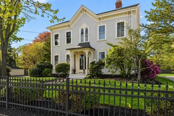 403 Main St, Hingham, MA 02043