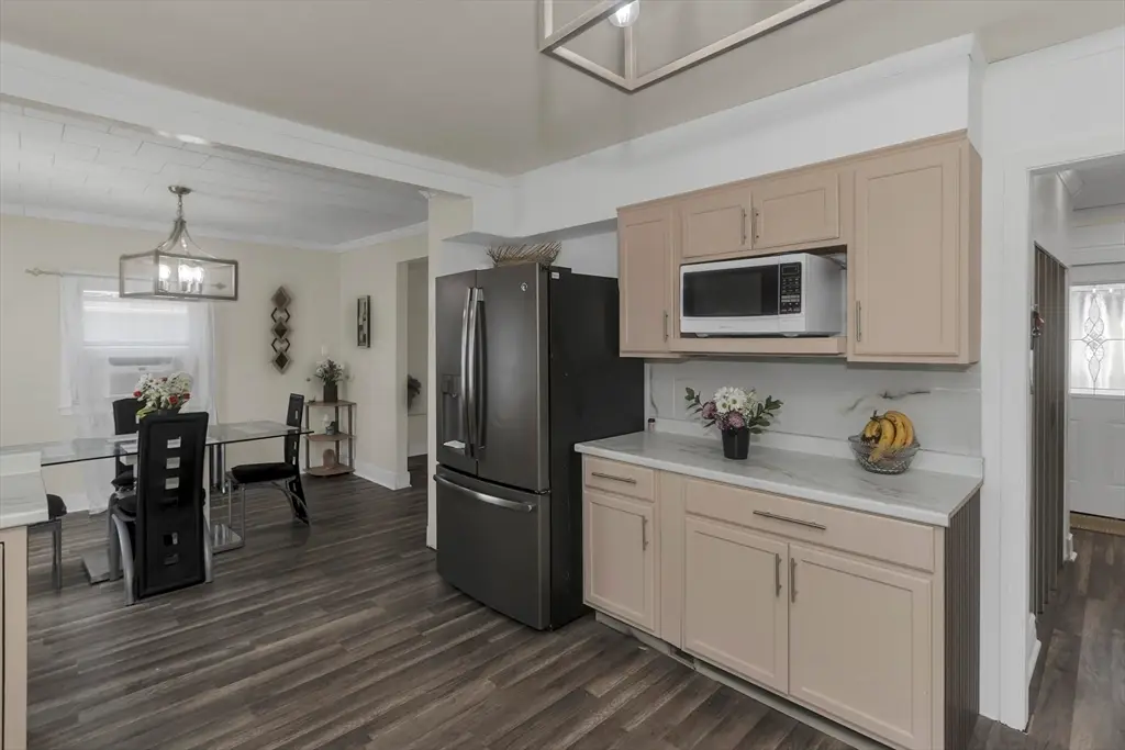 15 Merida St, Springfield, MA 01104 - #1