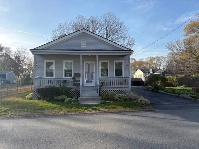 45 Bryant Street, Dartmouth, MA 02747 - #3