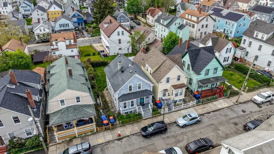 34 Sherman St, New Bedford, MA 02740 - #2